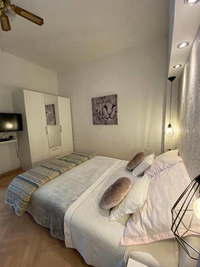 Apartment Sara Trogir Extérieur photo