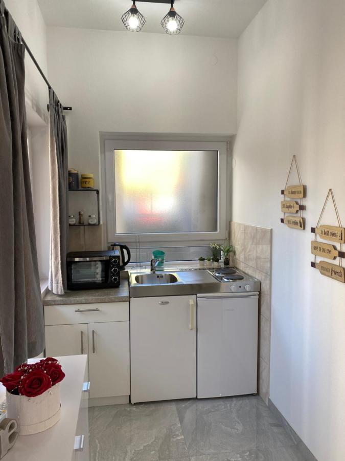 Apartment Sara Trogir Extérieur photo